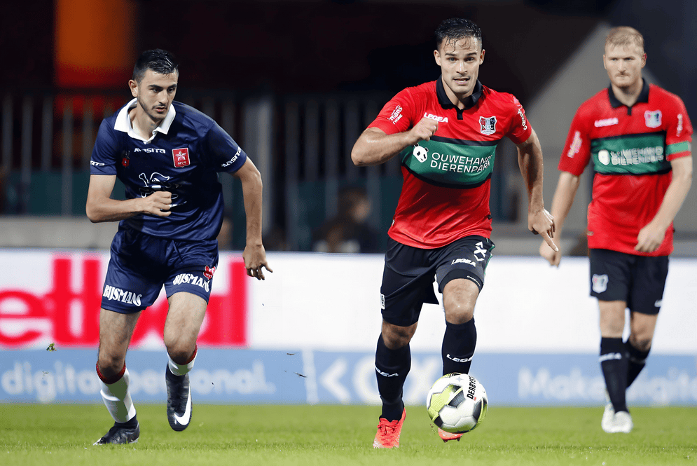 贯均进半决 贯均进半决